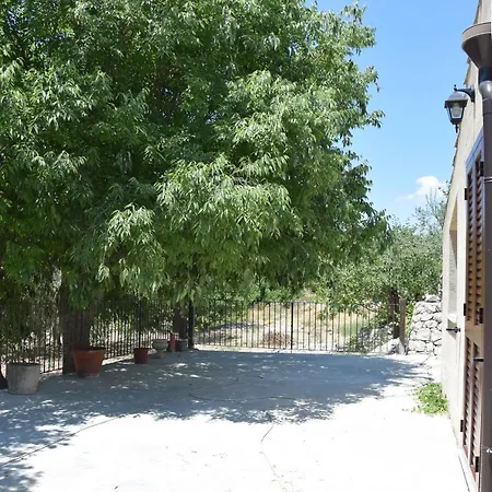 Casa Il Carrubbo Country house *