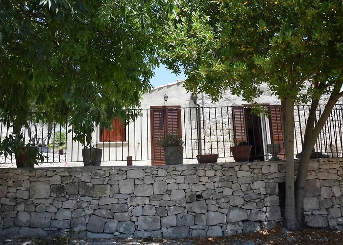 Casa Il Carrubbo * Frigintini